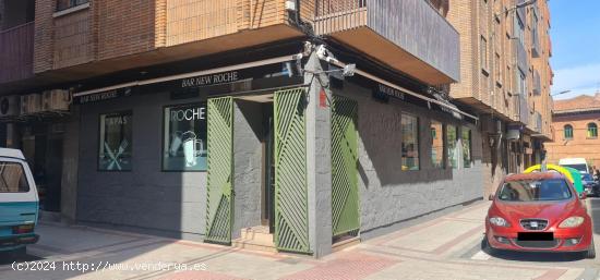 SE ALQUILA BAR EN EL BARRIO DE LA VICTORIA (VALLADOLID) - VALLADOLID