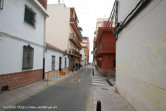 Local en Centro de Fuengirola cerca de playa diafano - MALAGA