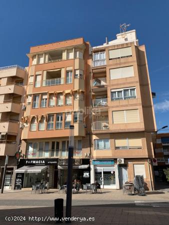  Local comercial en Plaza Glorieta-Catillo con posibilidad de cambio de uso a vivienda. - ALICANTE 