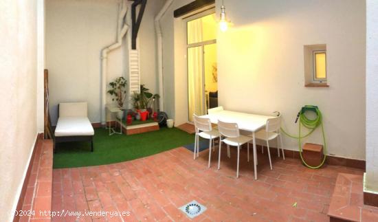 Fantastico duplex con terraza totalmente equipado - BARCELONA