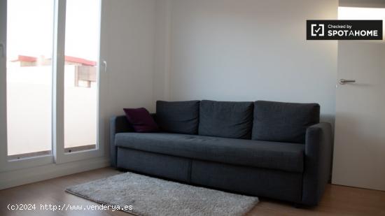 Apartamento de 2 dormitorios en alquiler en Valencia - VALENCIA