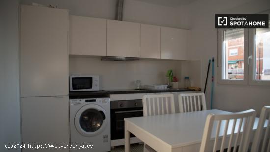 Apartamento de 2 dormitorios en alquiler en Valencia - VALENCIA