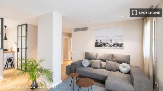 Moderno apartamento amueblado en la calle Dr. Fleming - BARCELONA