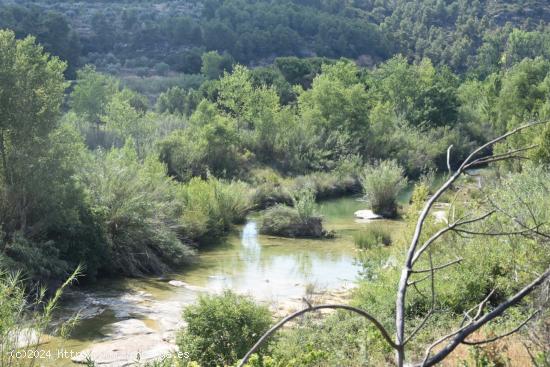 Se Vende en Mazaleon - TERUEL