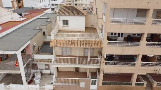 Duplex nuevo muy centrico en Los Nietos - MURCIA