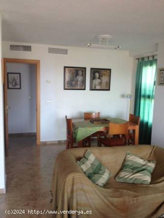 GRAN APARTAMENTO DE 3 ORMITORIOS EN LA CALA CON GARAJE INCLUIDO - ALICANTE