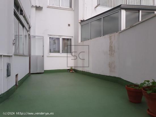 PISO CON TERRAZA, GARAJE Y TRASTEROS EN PORTA NOVA, FERROL - A CORUÑA