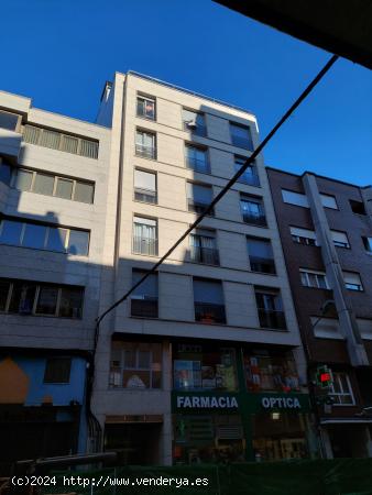 SE VENDE PISO DE ALTAS CALIDADES EN EL CENTRO DE PONFERRADA - LEON