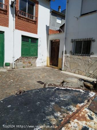 SE VENDE CASA PARA REFORMAR EN CACABELOS - LEON