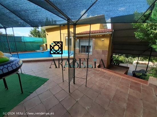 ||||CHALET CON PISCINA Y TRES CASAS EN TRASIERRA,ADMITE EL ALQUILER CON OPCION A COMPRA/// - CORDOBA