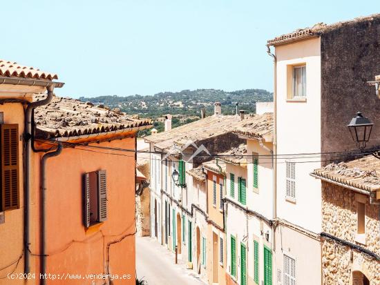  ¡Inversión! Dos casas de pueblo con gran jardín en el centro de Campanet - BALEARES 