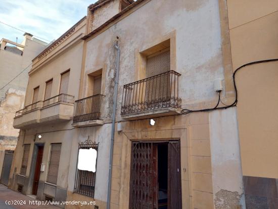 Casa cerca del Ayuntamiento para reformar o como solar para construir. - ALICANTE