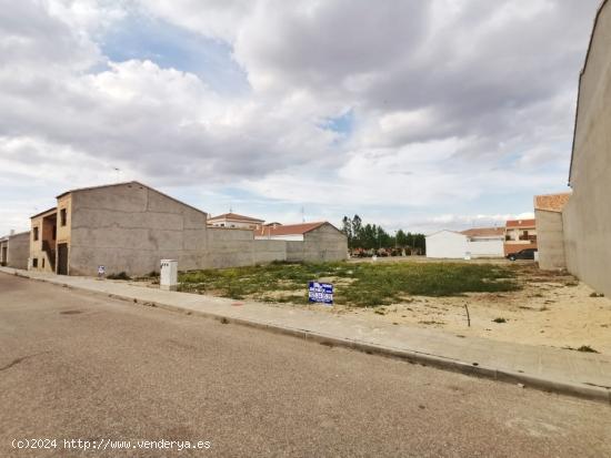  Se vende terreno urbano en la población de Mora (Toledo) - TOLEDO 