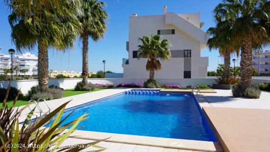 Apartamento con hermosa vista en Guardamar del Segura - ALICANTE