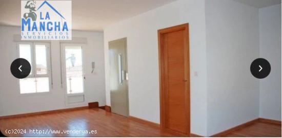 REF: C026 INMOBILIARIA LA MANCHA VENDE ADOSADO DE LUJO EN LA GINETA - ALBACETE