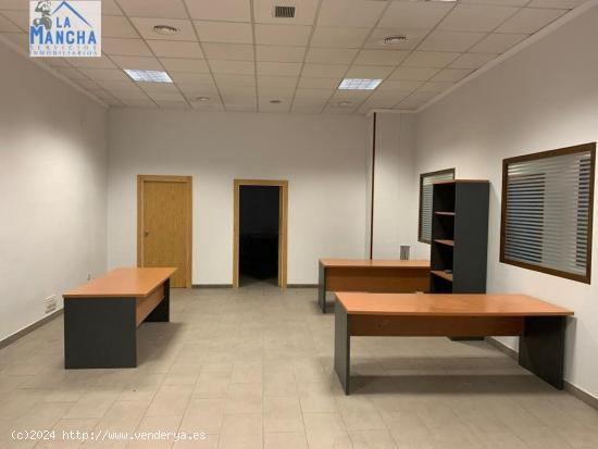 INMOBILIARIA LA MANCHA VENDE LOCAL COMERCIAL EN ZONA GUARDIA CIVIL - ALBACETE