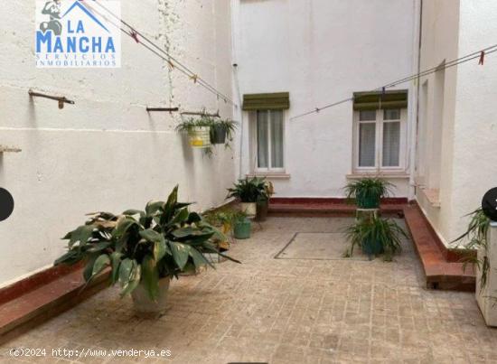 REF: C081 INMOBILIARIA LA MANCHA VENDE PISO ZONA CENTRO - ALBACETE