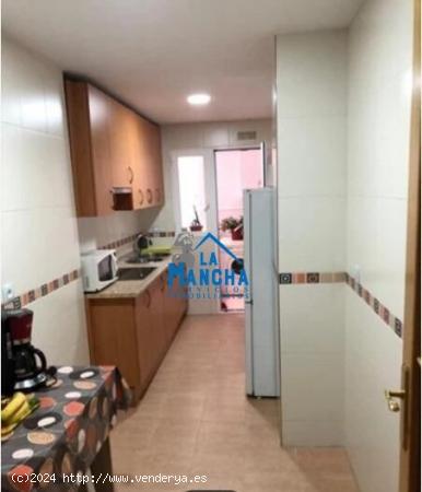 REF: C083 INMOBILIARIA LA MANCHA VENDE PISO ZONA EL PILAR - ALBACETE