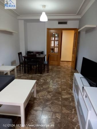 INMOBILIARIA LA MANCHA VENDE PISO EN ZONA CENTRO - ALBACETE