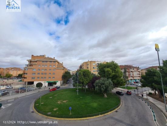 INMOBILIARIA LA MANCHA VENDE CASA EN ZONA CARREFOUR - ALBACETE