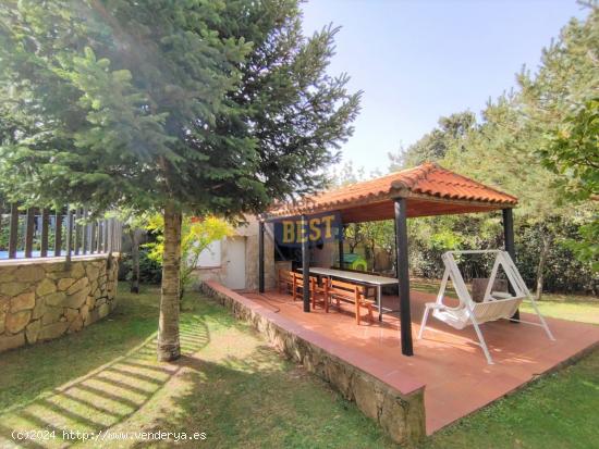 CHALET DE LUJO, EN NAVAS DE RIOFRÍO (SEGOVIA) - SEGOVIA