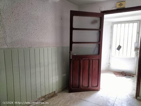 Se Vende en Villamuriel de Cerrato - PALENCIA