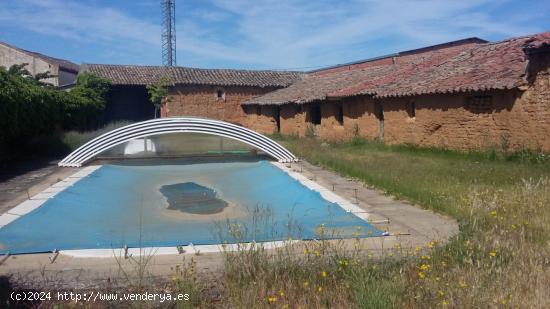 Se Vende en Osorno la Mayor - PALENCIA