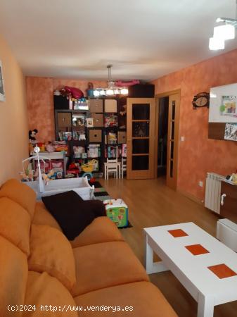 SE VENDE VIVIENDA DE DOS DORMITORIOS EN VILLALOBON - PALENCIA