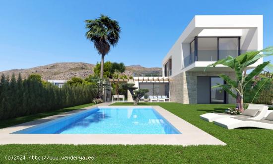 VILLAS DE OBRA NUEVA EN FINESTRAT - ALICANTE