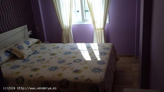 Apartamento con piscina y jardín en Coto San José, Chiclana - CADIZ