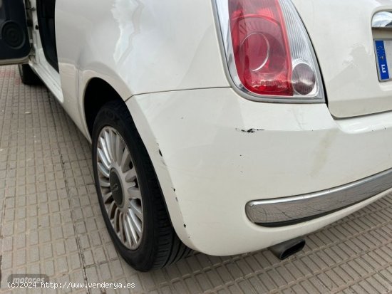 Fiat 500 Lounge de 2012 con 90.000 Km por 6.000 EUR. en Barcelona