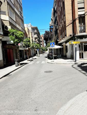 GRAN LOCAL EN ALQUILER EN DOCE DE OCTUBRE. - CORDOBA