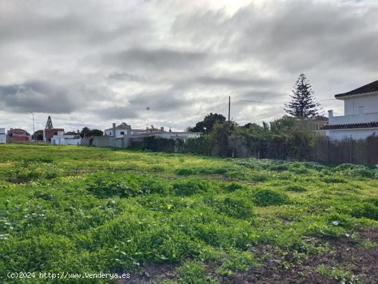 PARCELAS URBANAS EN EL CAMPITO - CADIZ