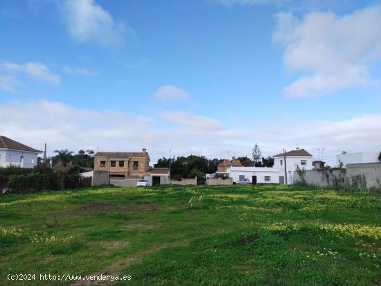 PARCELAS URBANAS EN EL CAMPITO - CADIZ