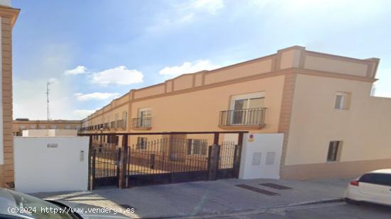  PLAZA DE GARAJE EN LEBRIJA - SEVILLA 