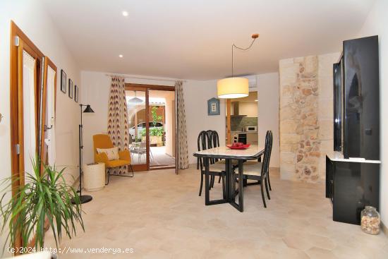 Casa con patio  totalmente renovada para alquilar en Muro - BALEARES