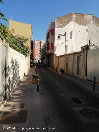 SE VENDE DOBLE PARCELA URBANIZABLE JUNTO A CALLE CONVENTO EN PLENO CENTRO DE ALGECIRAS - CADIZ