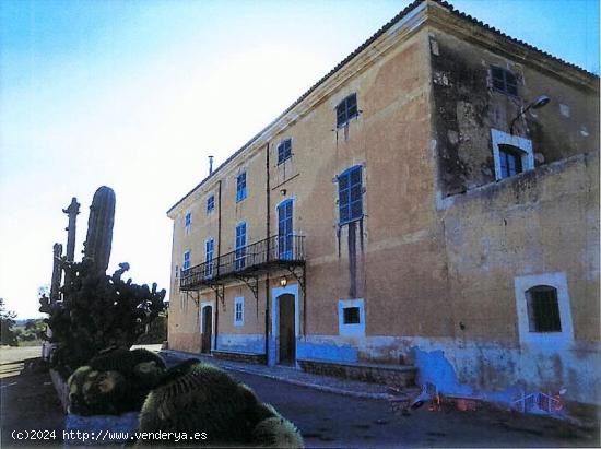 Finca histórica señorial situada en el sureste de Mallorca - BALEARES