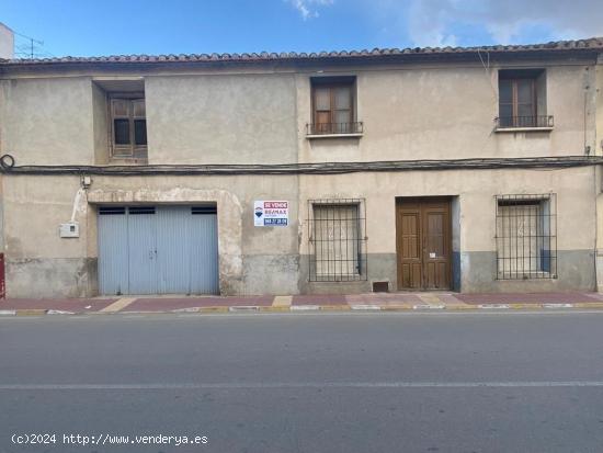 Casa con Terreno en pleno centro de Librilla - MURCIA