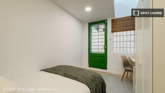 Dormitorio en un apartamento de 7 habitaciones en Barcelona - BARCELONA