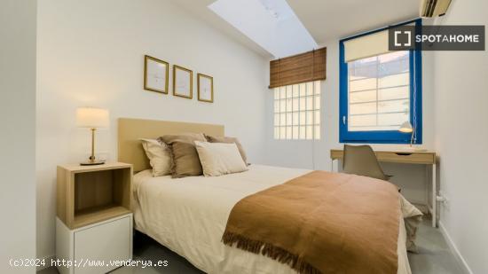 Dormitorio en un apartamento de 7 habitaciones en Barcelona - BARCELONA