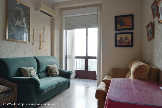 CASA EN PLENO CENTRO DE SANLUCAR - CADIZ