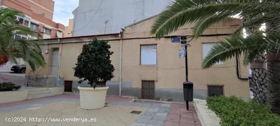 CASA CENTRICA CABEZO DE TORRES - MURCIA