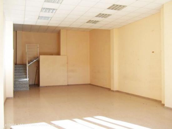 EN VENTA LOCAL COMERCIAL EN NOVELDA ZONA NUEVA - ALICANTE