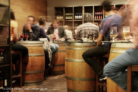  CLÁSICO BAR CAFETERÍA ESQUINERA EN ZONA AJARDINADA DE AYORA, VALENCIA. - VALENCIA 