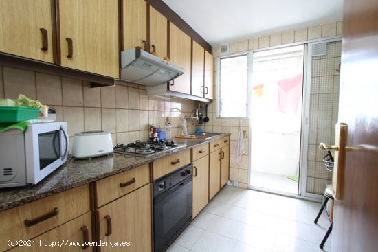 Piso en Venta en Hospitalet De Llobregat Barcelona BELLVITGE