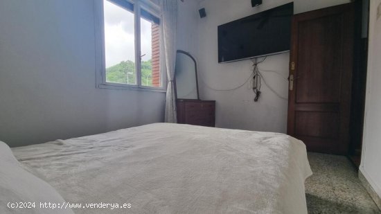  Piso de 5 habitaciones, salón-cocina y baño de 110 m2 a la venta en Mieres, pleno corazón de Astu 