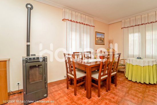 Casa en venta de 116 m² Calle Hospital Mater Dei, 47100 Tordesillas (Valladolid)