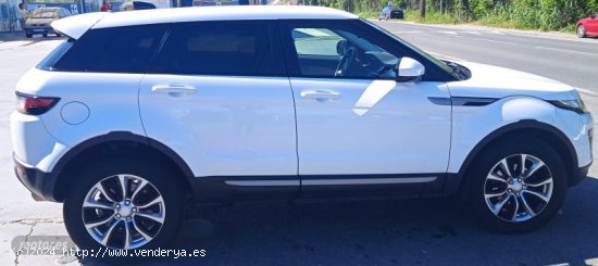 Land Rover Range Rover Evoque 2.0TD4 de 2017 con 84.000 Km por 22.900 EUR. en Granada