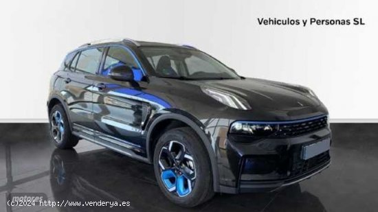 Lynk & Co 01 1.5 PHEV 192KW 261 5P 3.3 KW de 2022 con 28.000 Km por 27.200 EUR. en Malaga